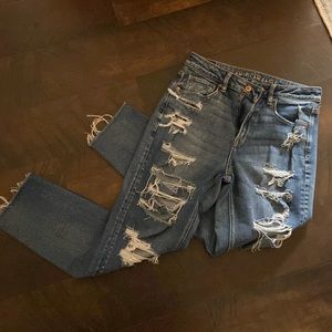 American Eagle Mom Jeans Dark Blue Ripped up
